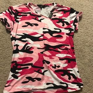 3 for $15 NWT Rue21 Pink Camo Shirt